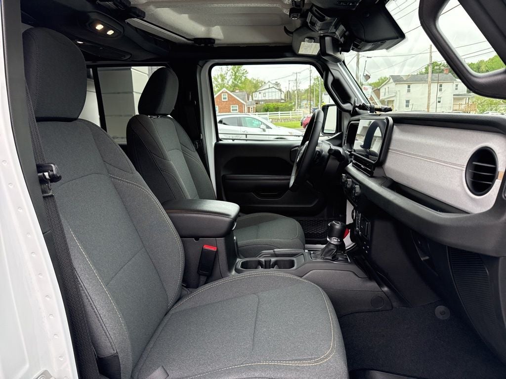 2024 Jeep Gladiator Sport