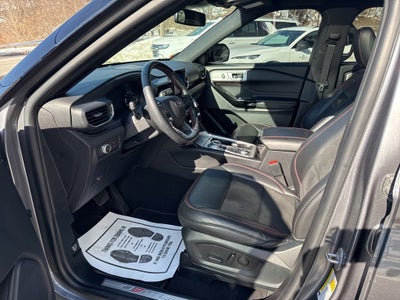 2022 Ford Explorer ST-Line