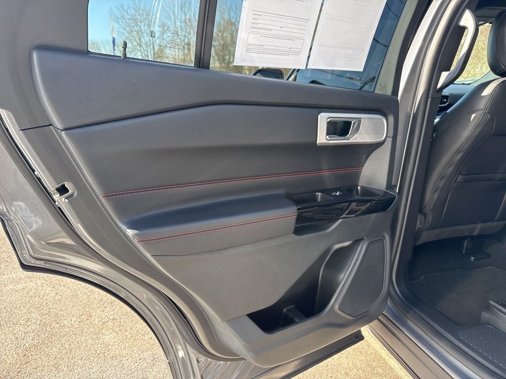 2022 Ford Explorer ST-Line