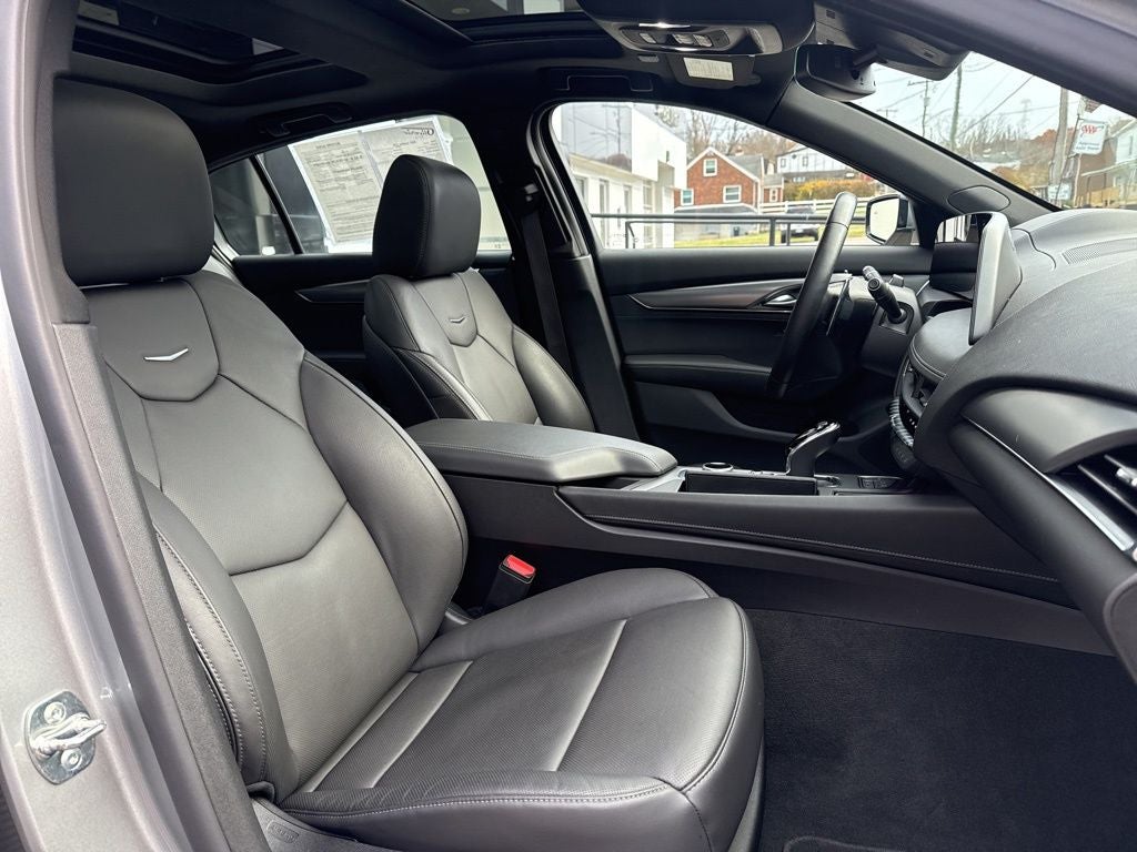 2025 Cadillac CT5 Premium Luxury