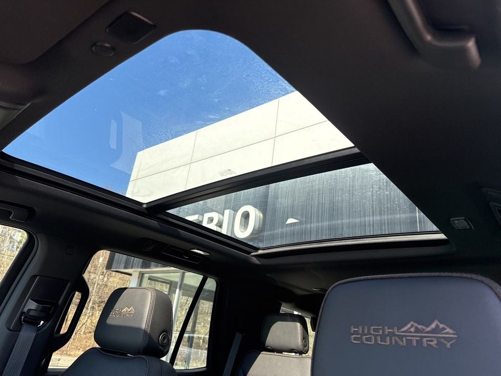 2022 Chevrolet Tahoe High Country