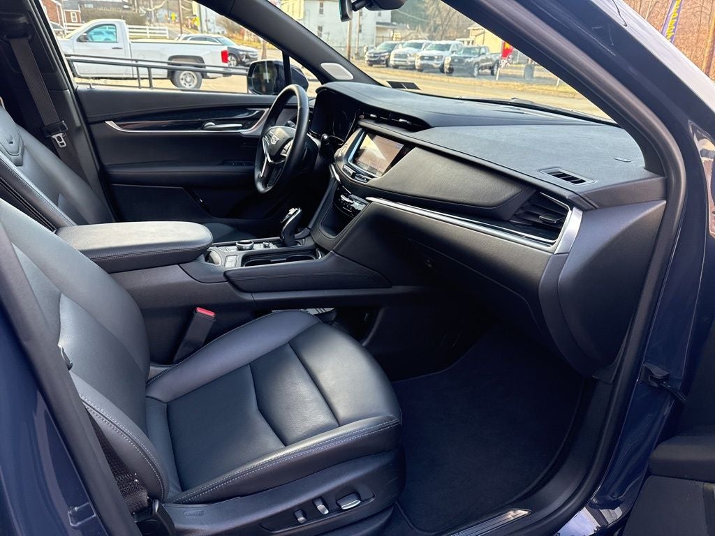 2025 Cadillac XT5 Premium Luxury