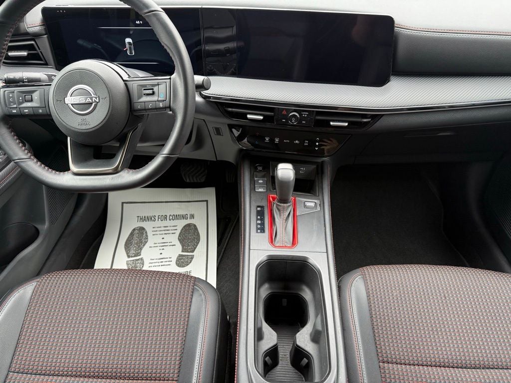 2025 Nissan Kicks SR