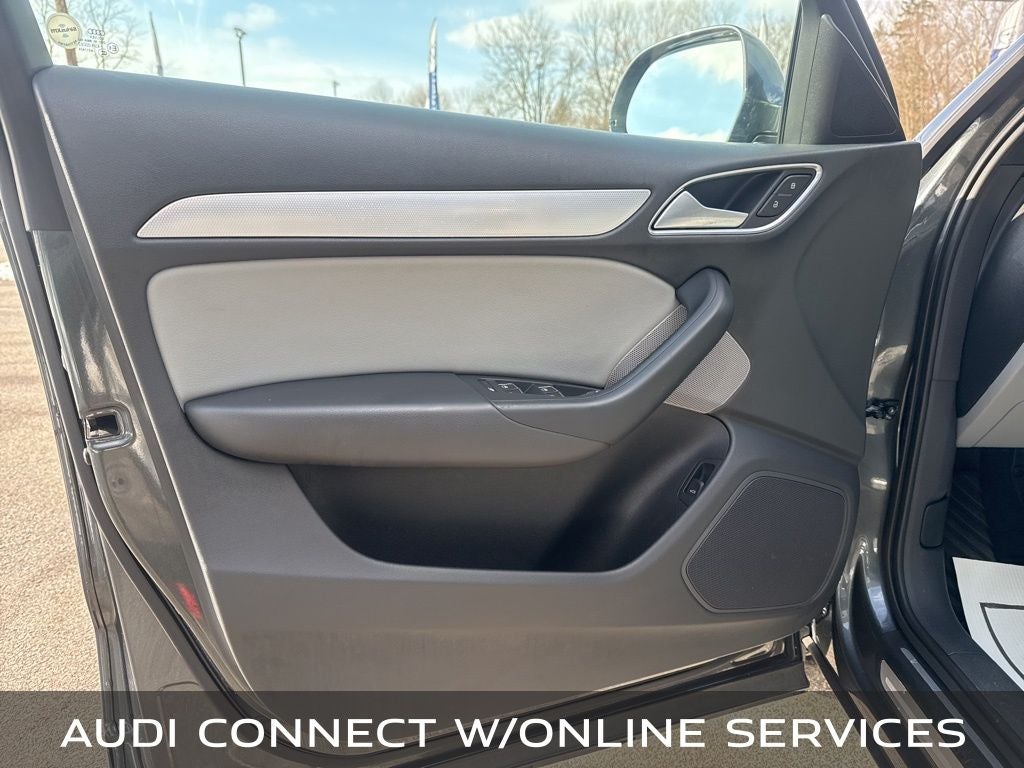 2018 Audi Q3 2.0T Premium quattro