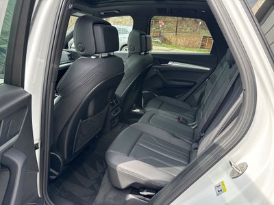 2025 Audi Q5 45 S line Premium quattro