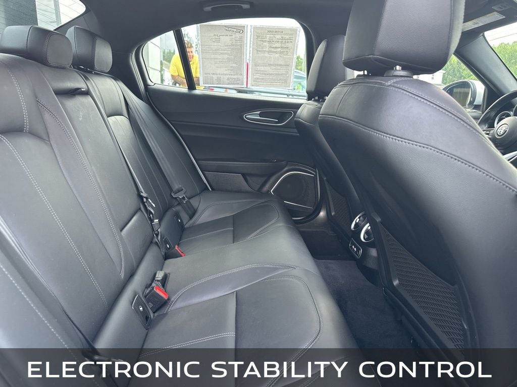 2022 Alfa Romeo Giulia Ti