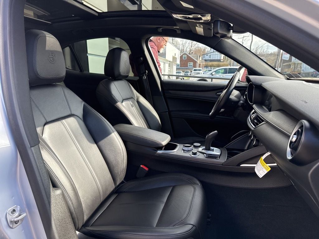 2022 Alfa Romeo Stelvio Ti