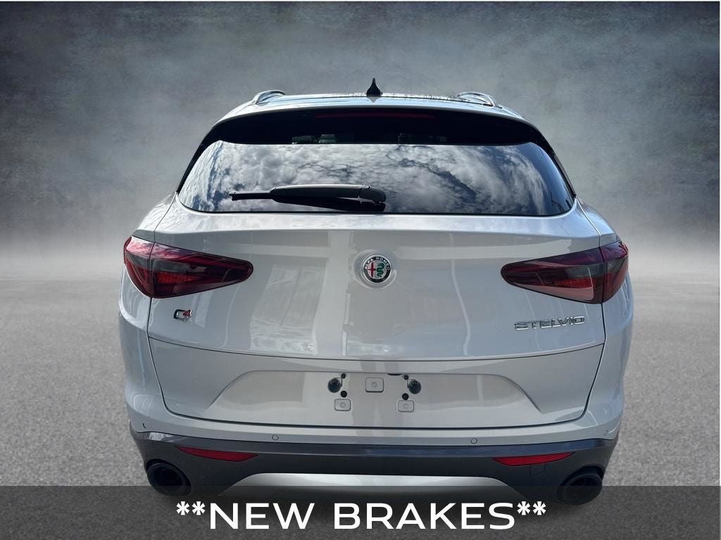 2022 Alfa Romeo Stelvio Ti