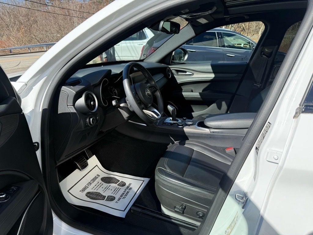 2023 Alfa Romeo Stelvio Ti