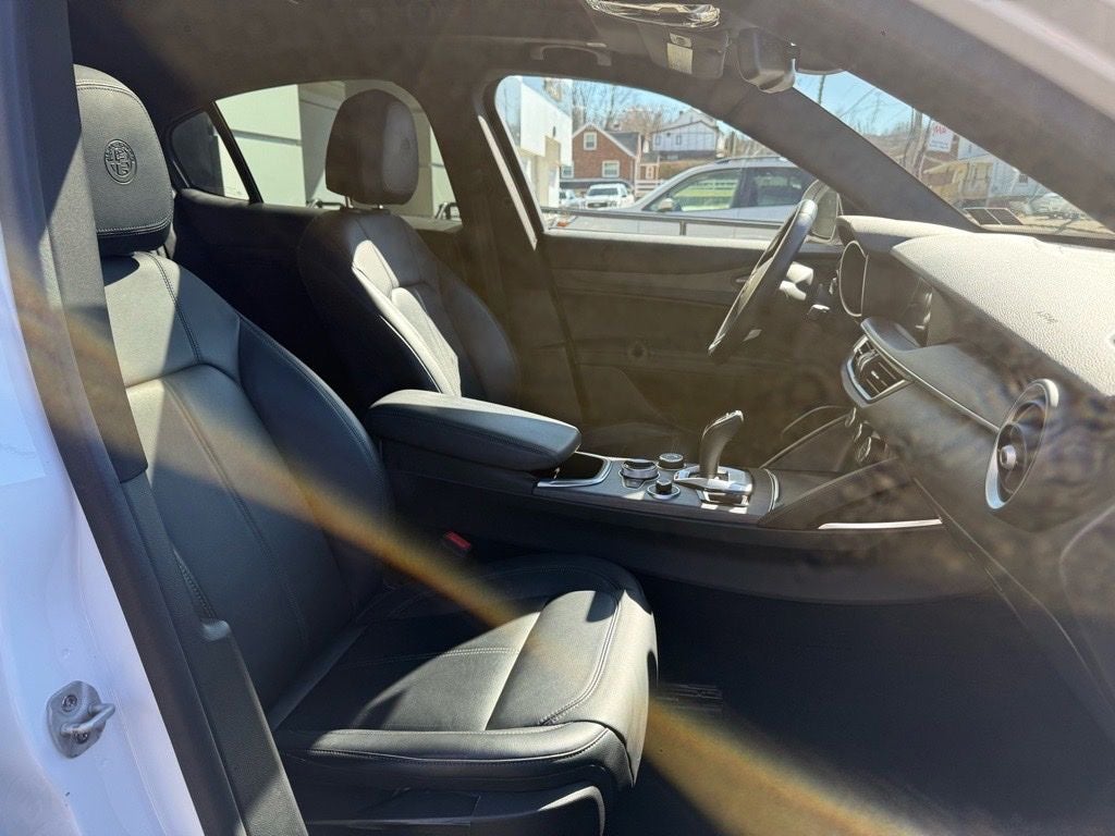 2023 Alfa Romeo Stelvio Ti